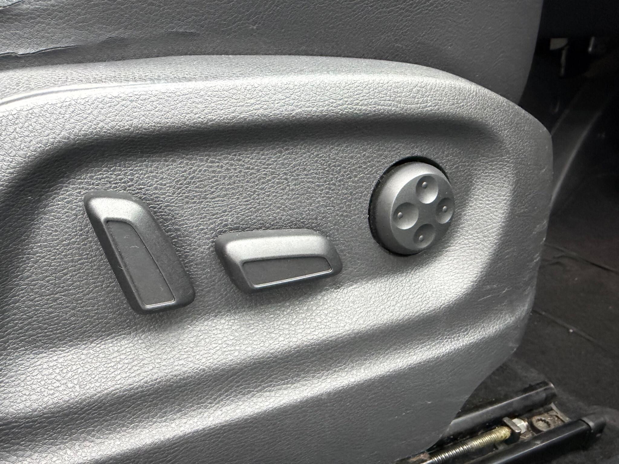 Volkswagen Tiguan - Image 20