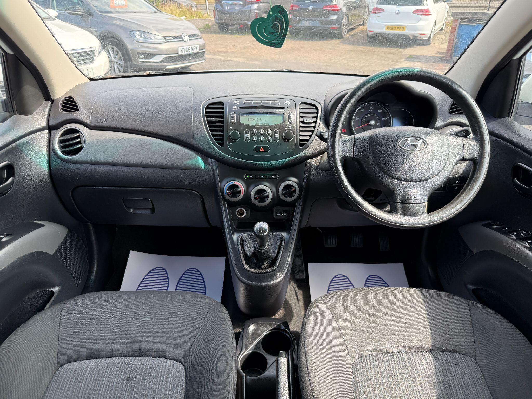 Hyundai i10 - Image 3