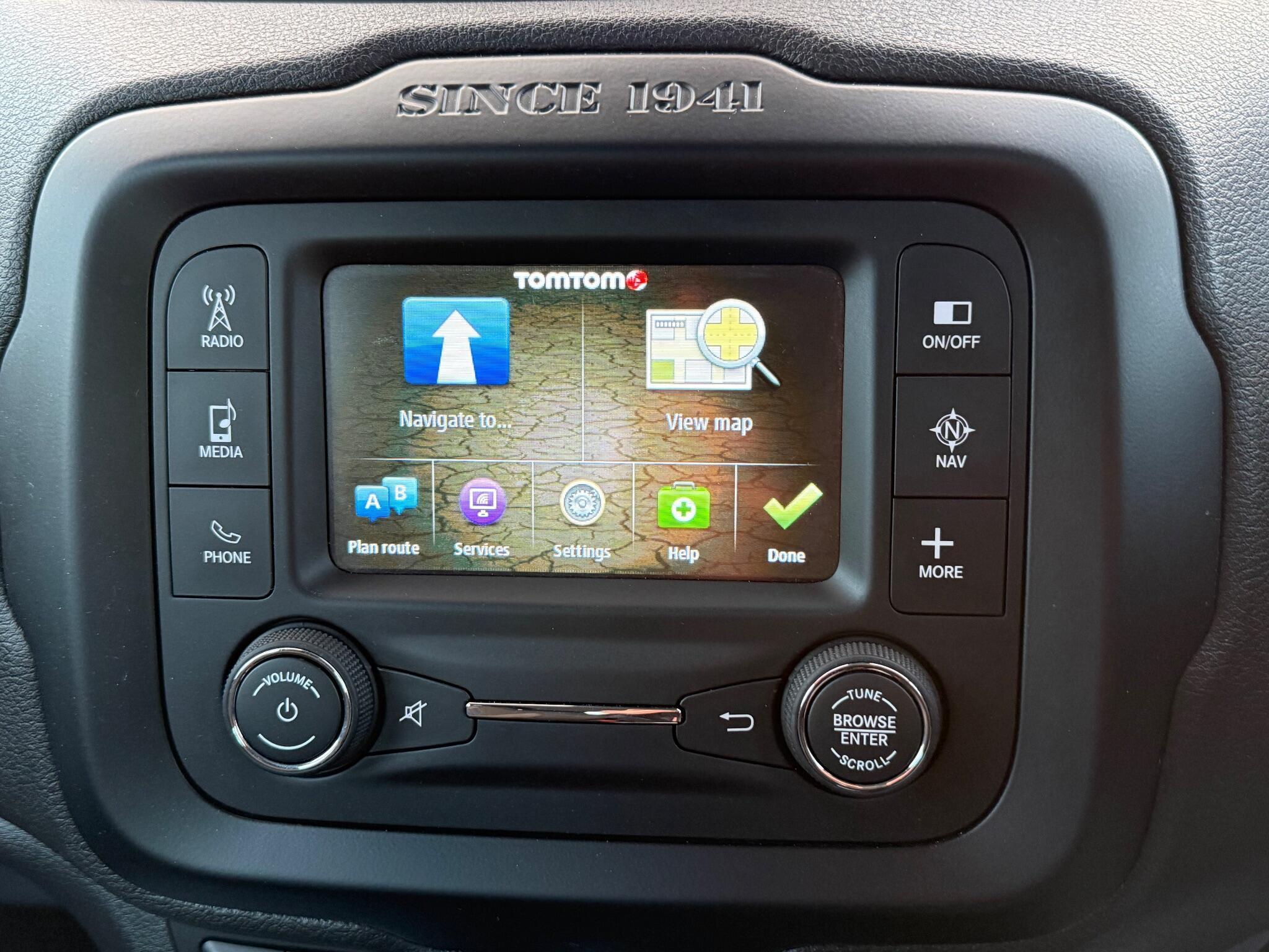 Jeep Renegade - Image 33