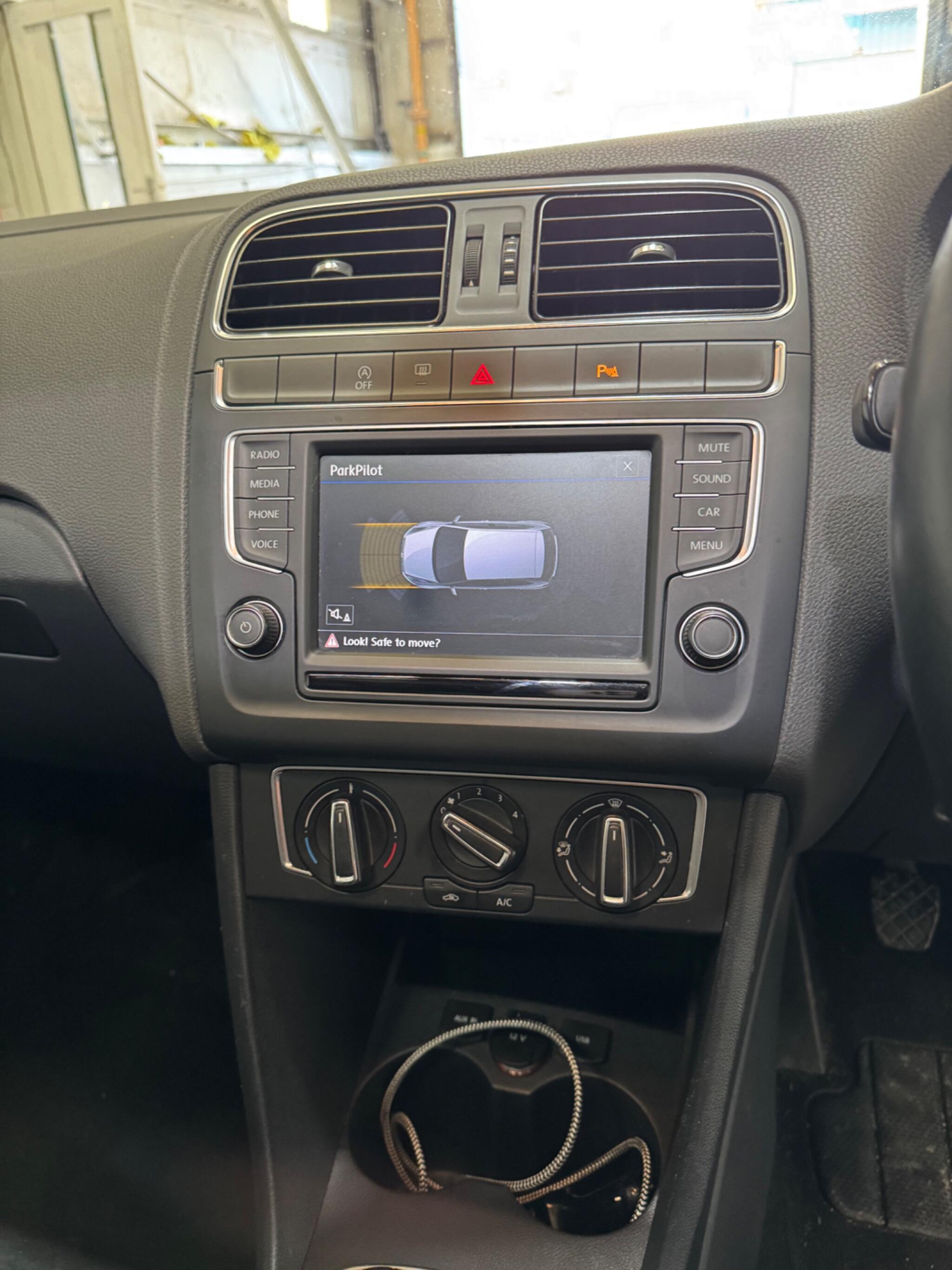 Volkswagen Polo - Image 17