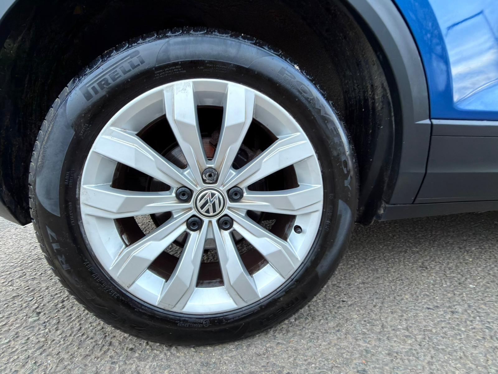Volkswagen T-Roc - Image 37