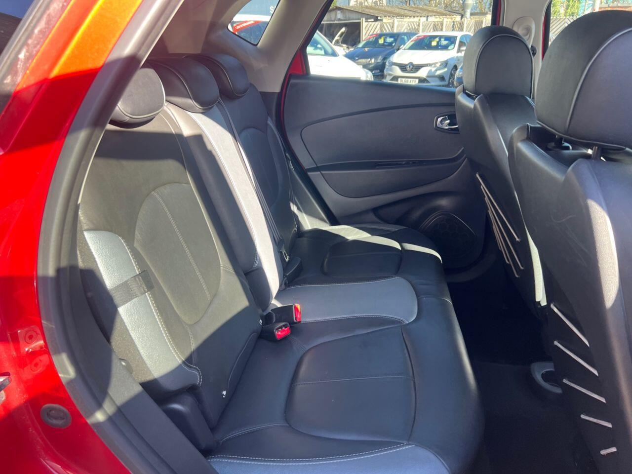 Renault Captur - Image 27