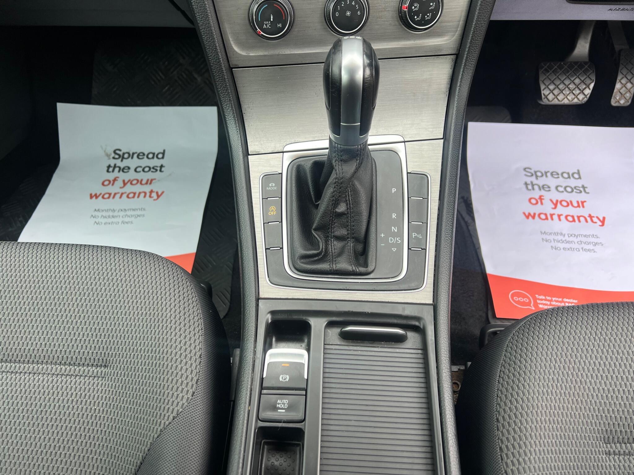 Volkswagen Golf - Image 18