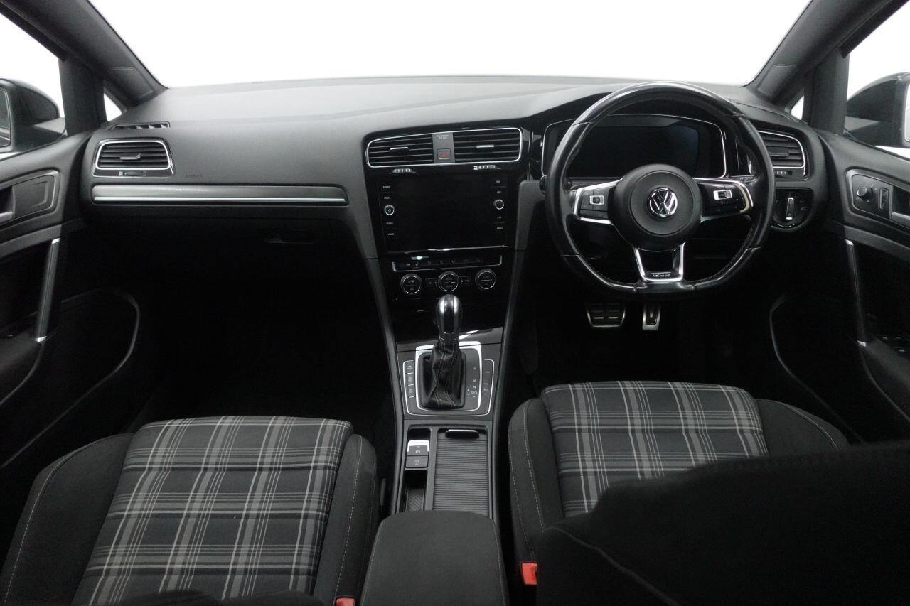 Volkswagen Golf - Image 14