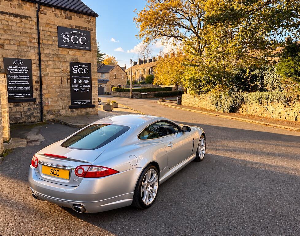 Jaguar XK - Image 9