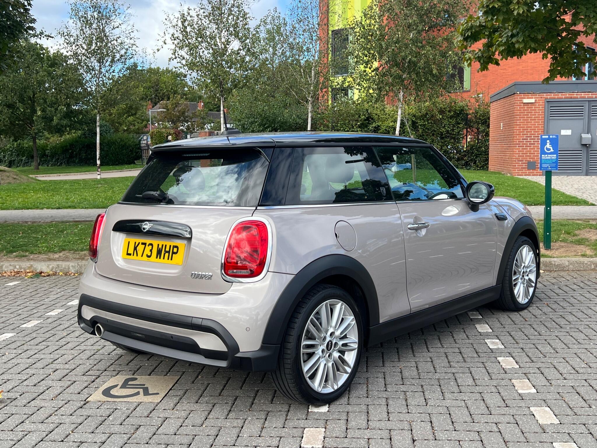 MINI Hatch - Image 6