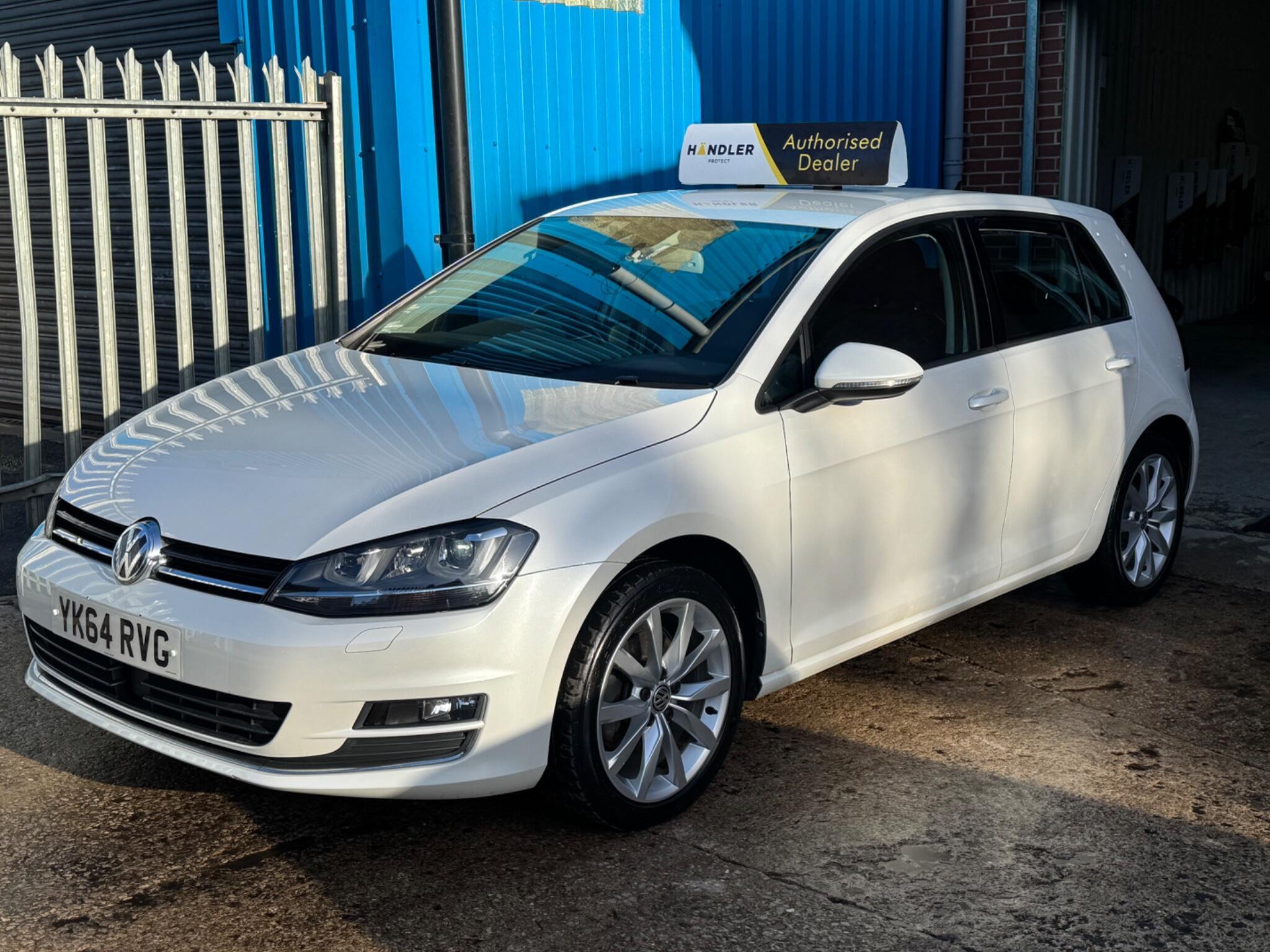 Volkswagen Golf - Image 9