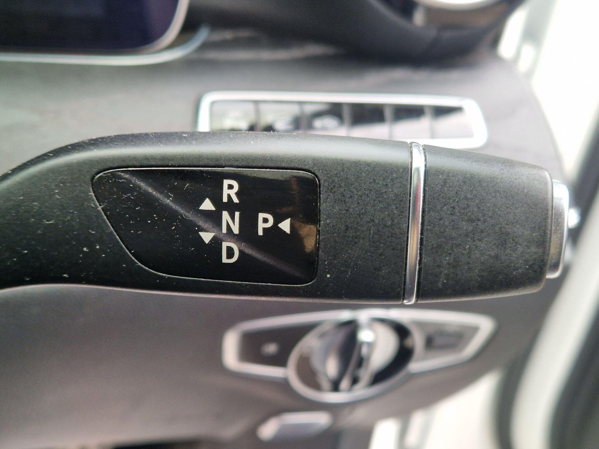 Mercedes E Class - Image 38