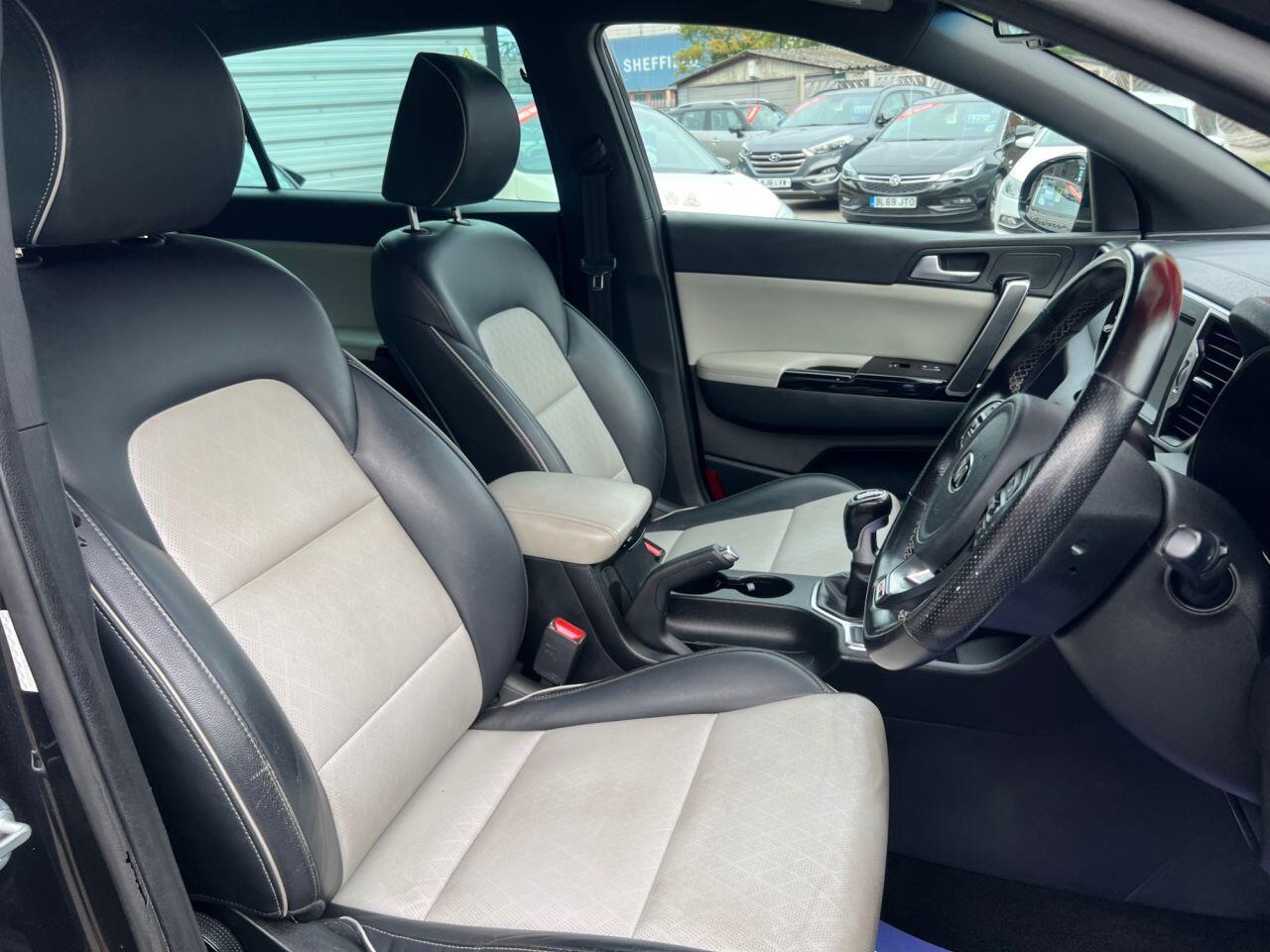 Kia Sportage - Image 16