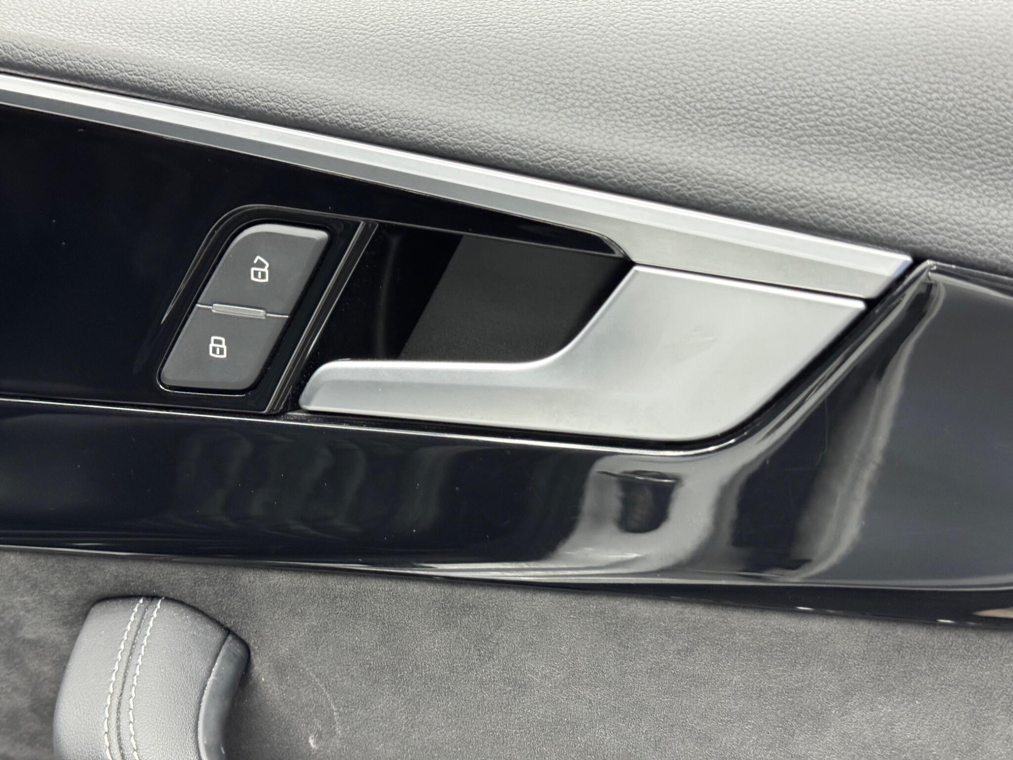 Audi S4 Avant - Image 46