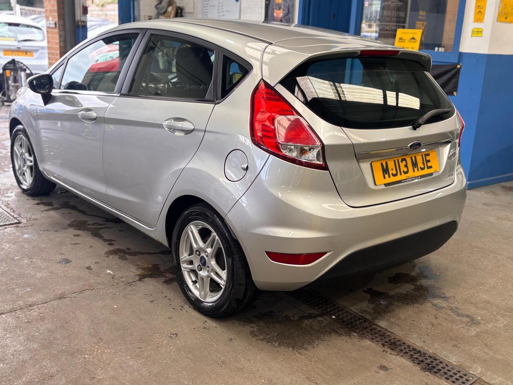 Ford Fiesta - Image 15