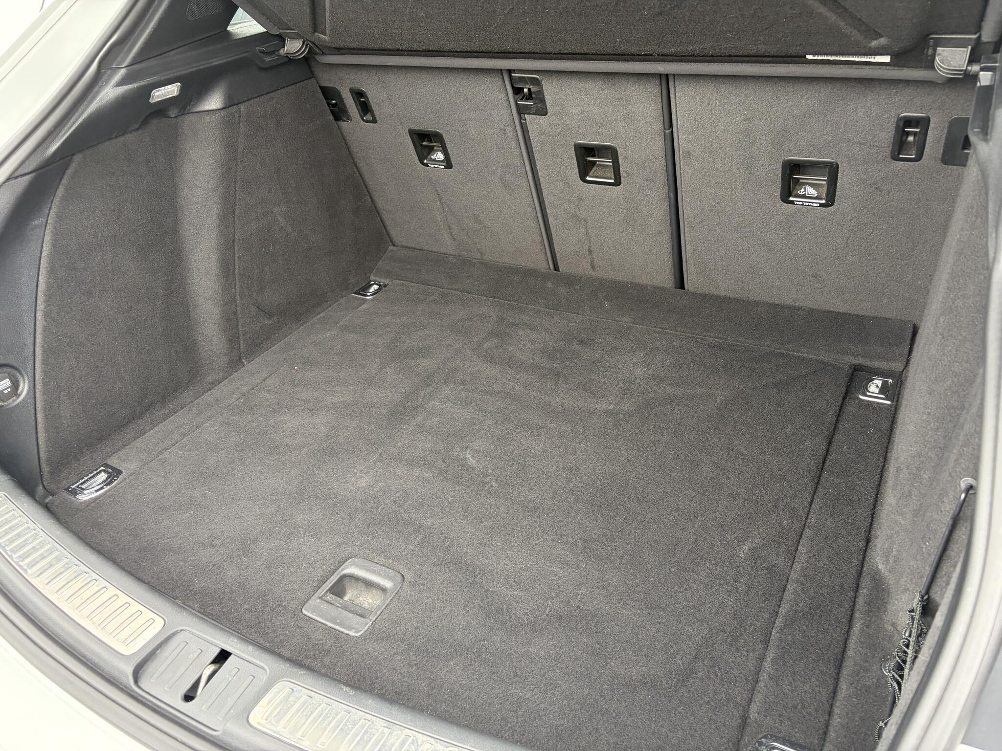 Porsche Macan - Image 8