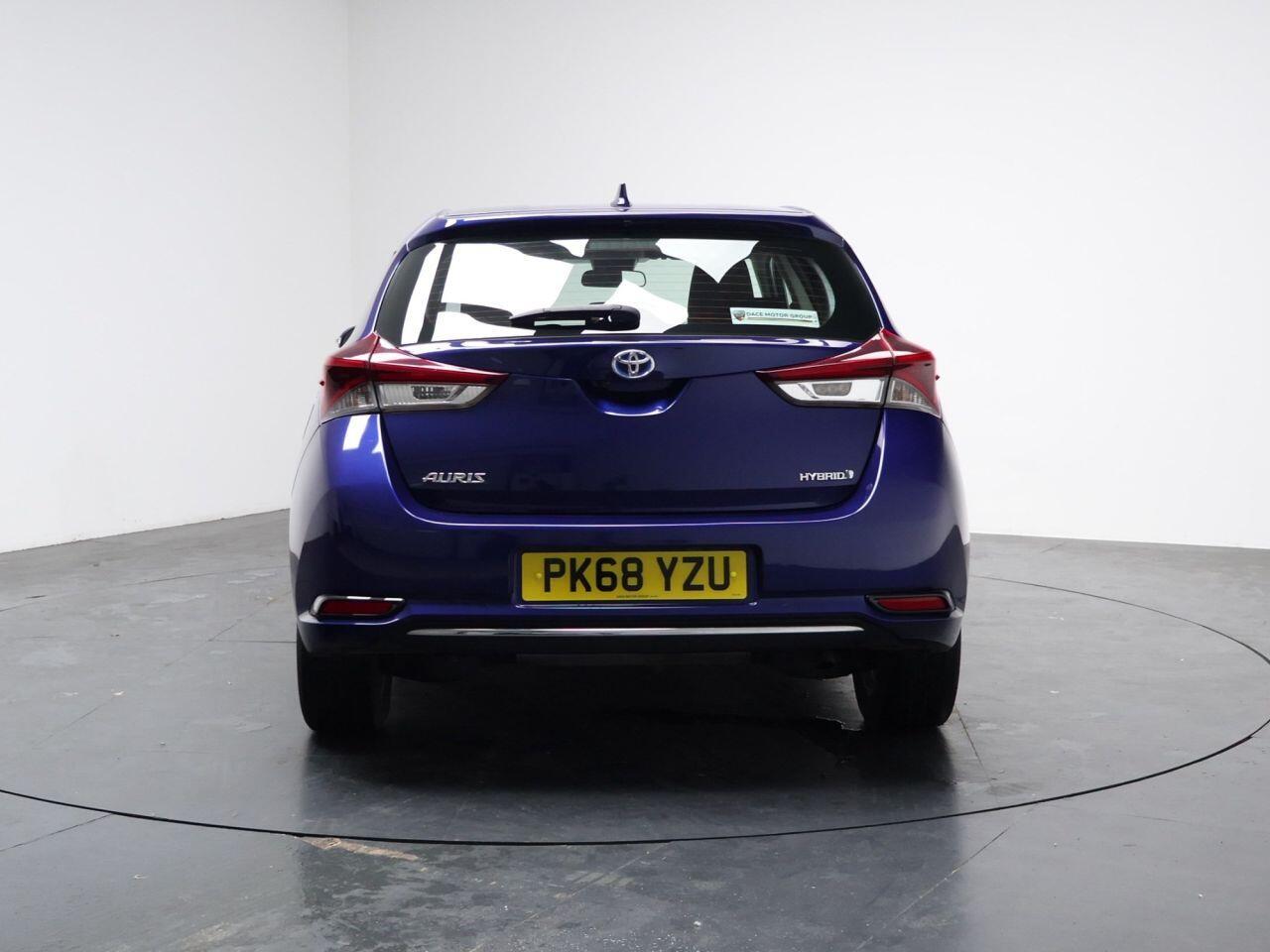 Toyota Auris - Image 11