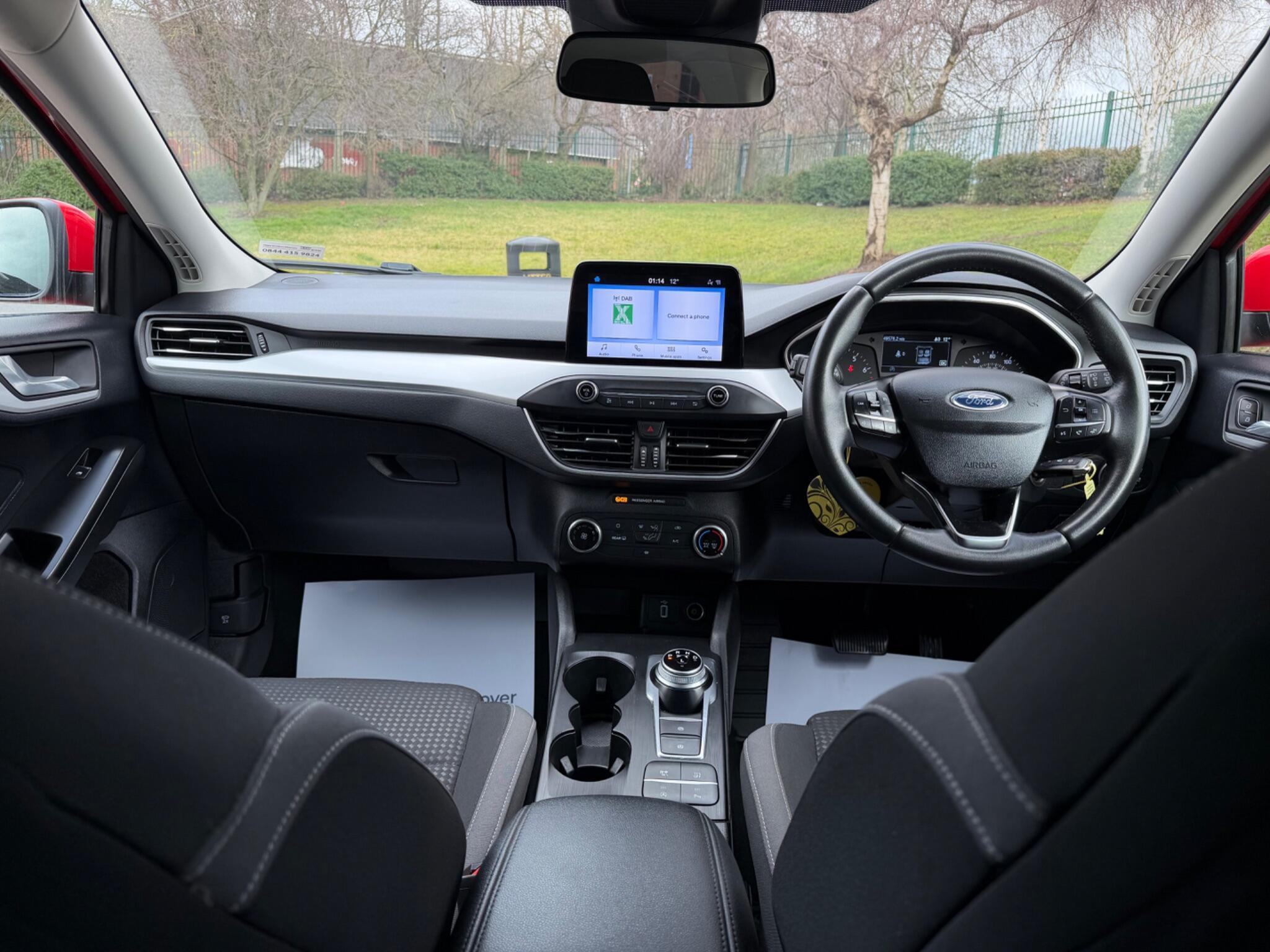 Ford Focus - Image 7