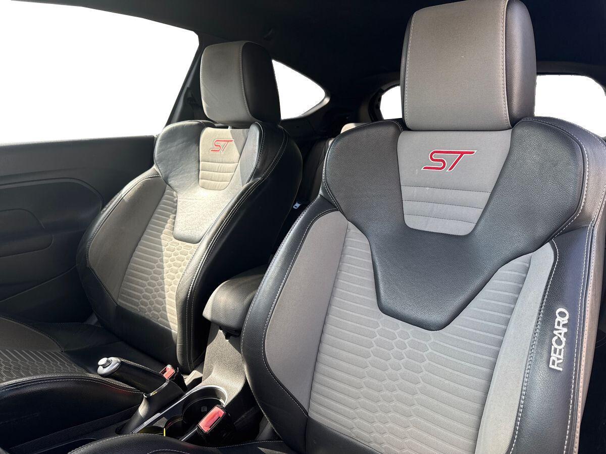 Ford Fiesta - Image 15