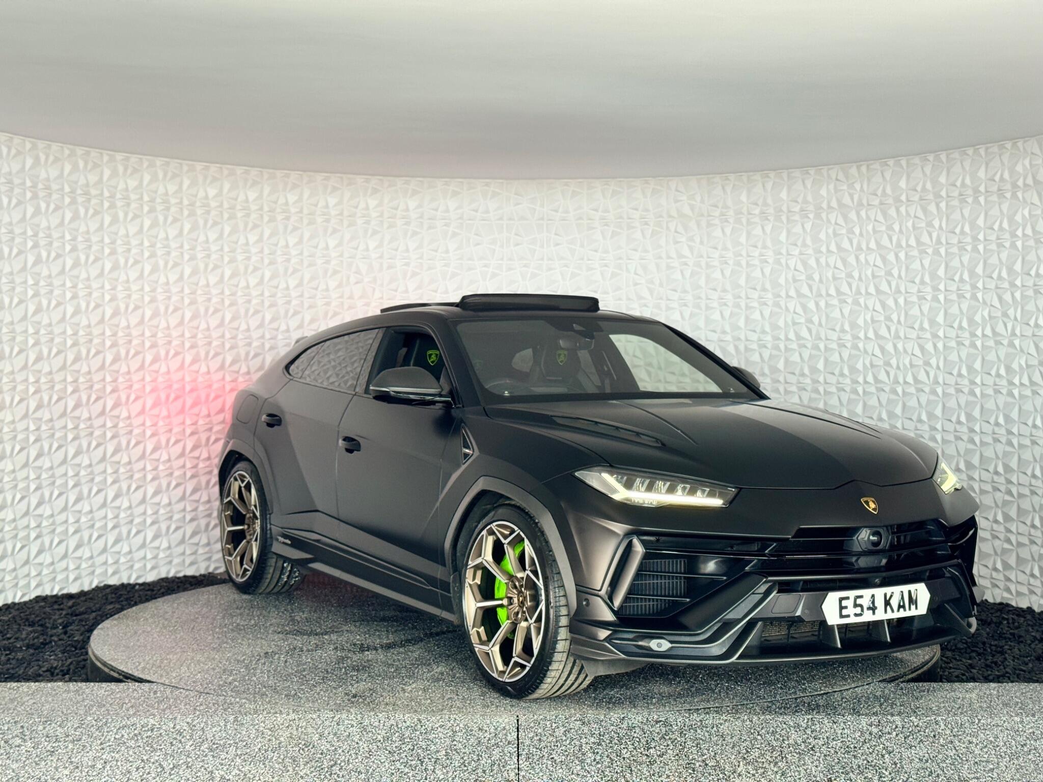 Lamborghini Urus - Image 6