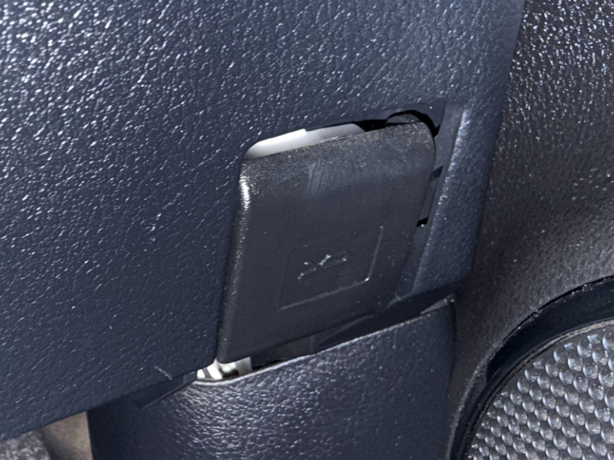 Toyota Yaris - Image 56