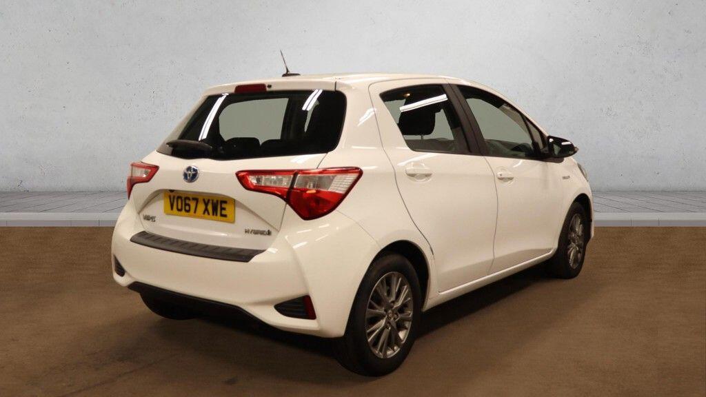 Toyota Yaris - Image 7