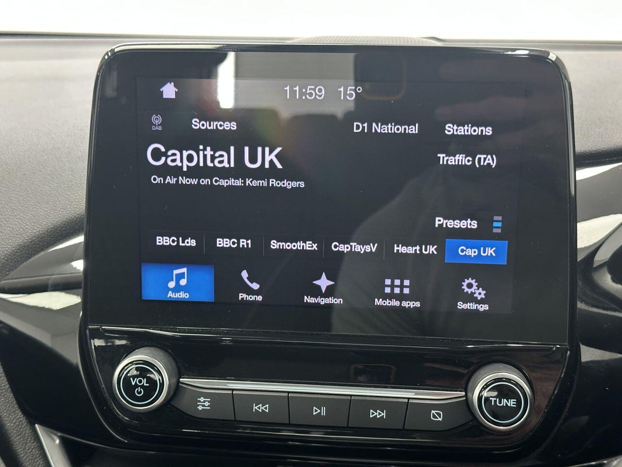 Ford Fiesta - Image 26