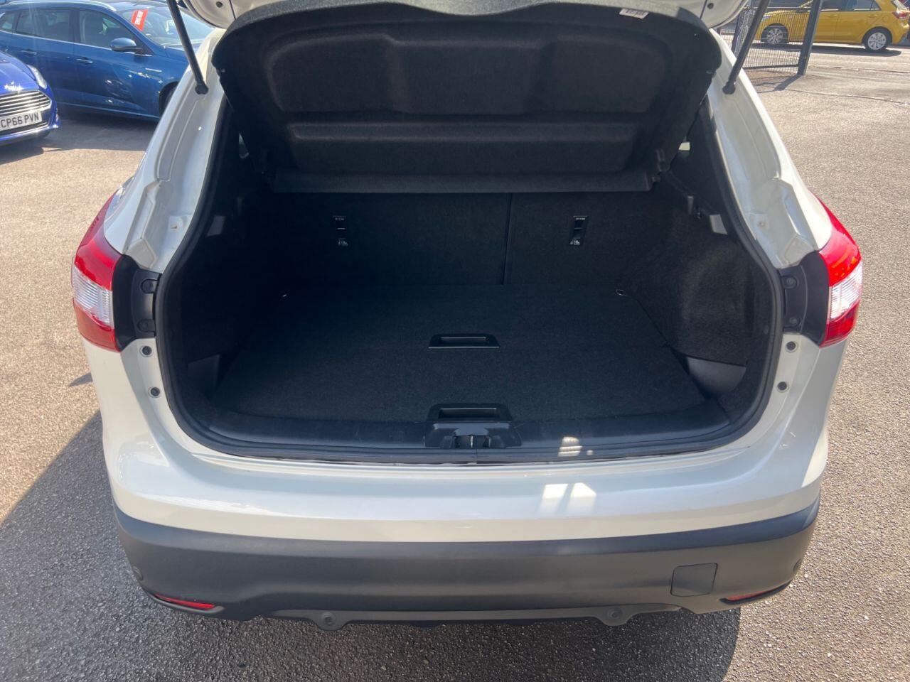 Nissan Qashqai - Image 6