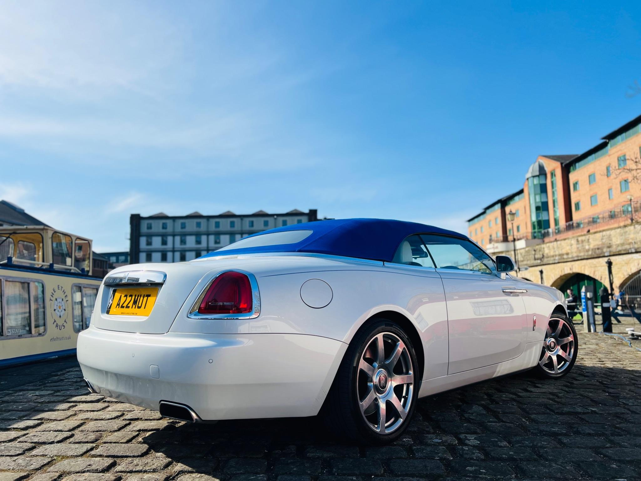 Rolls-Royce Dawn - Image 2