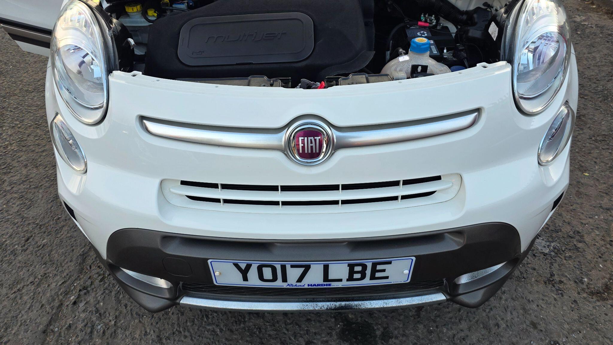 Fiat 500L - Image 43