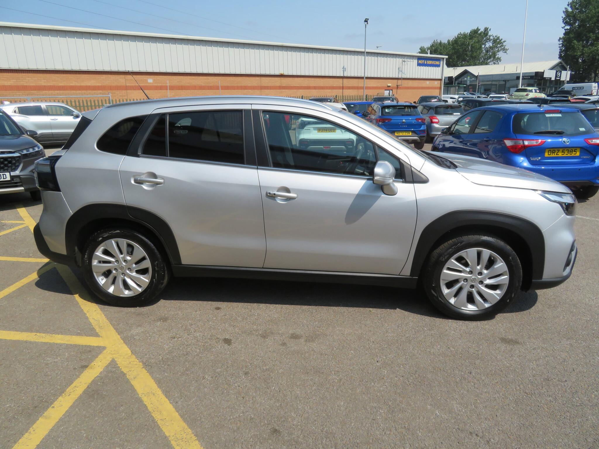 Suzuki S-Cross - Image 6