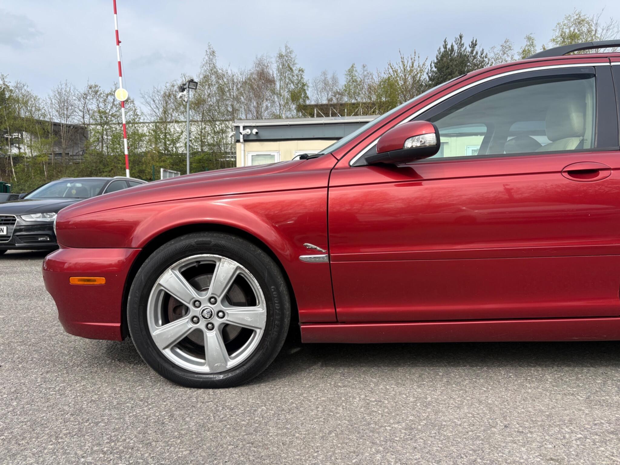 Jaguar X-TYPE - Image 13