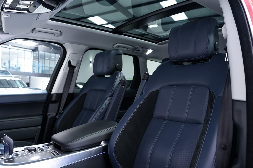 Land Rover RANGE ROVER SPORT - Image 17
