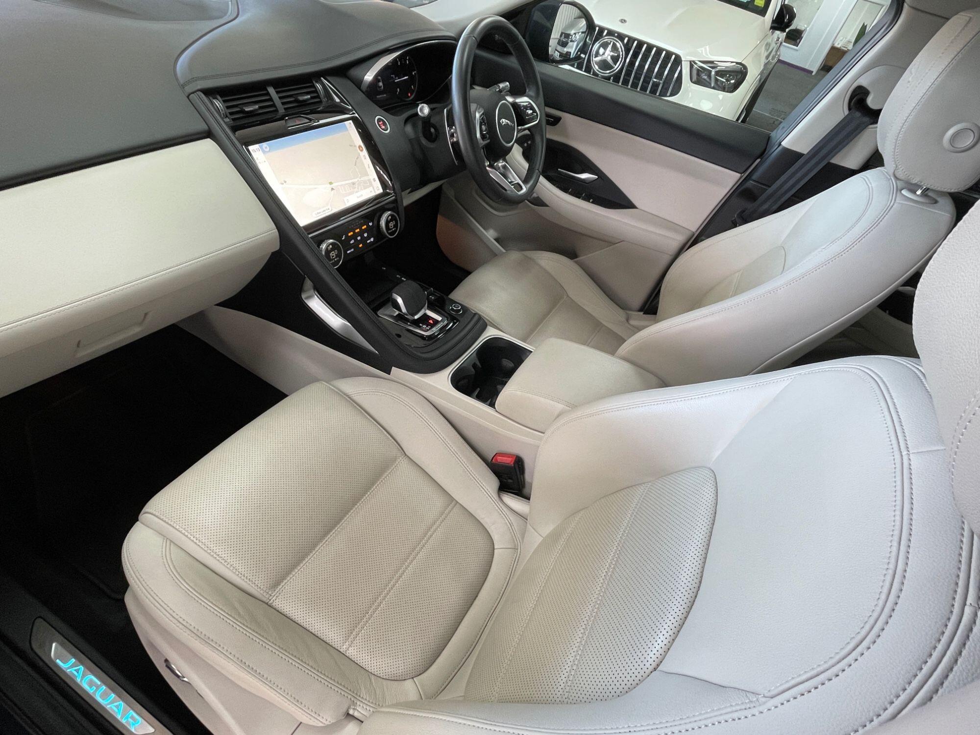 Jaguar E-Pace - Image 31