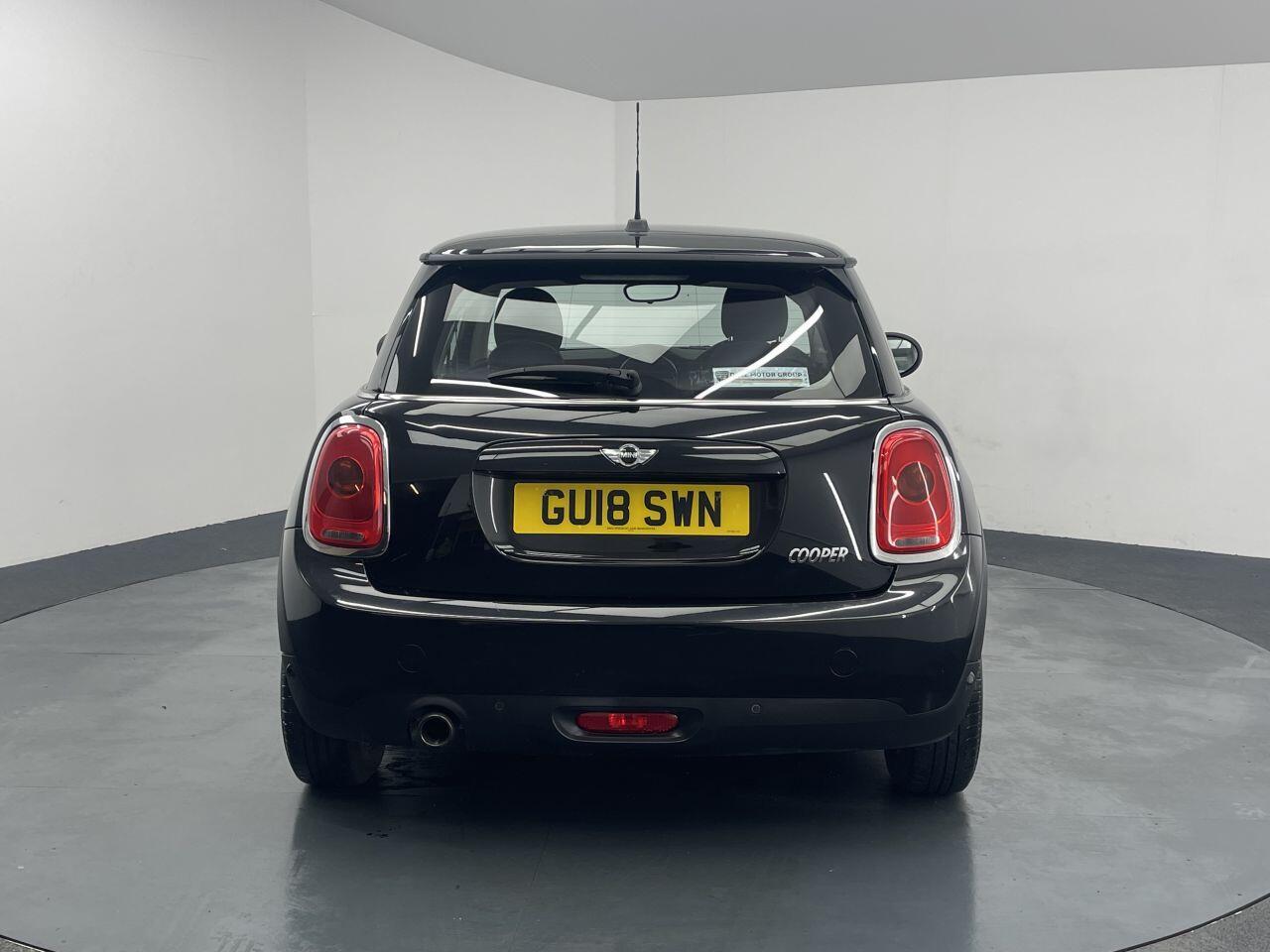 MINI Hatch - Image 9