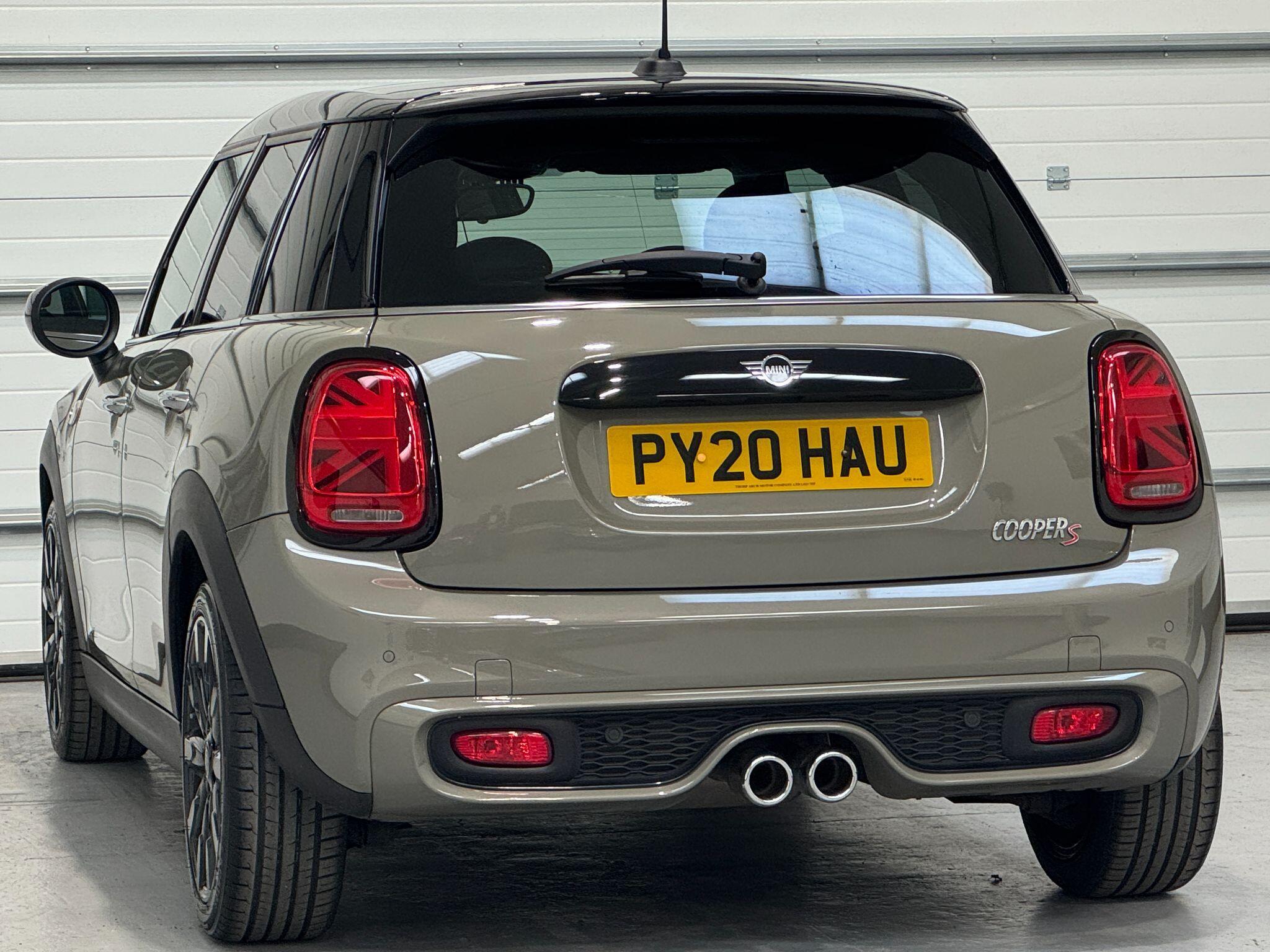 MINI Hatch - Image 14