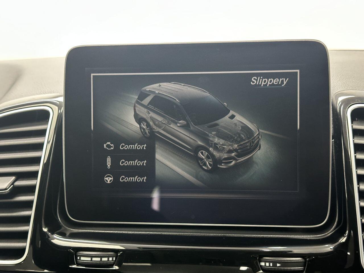 Mercedes GLE - Image 31