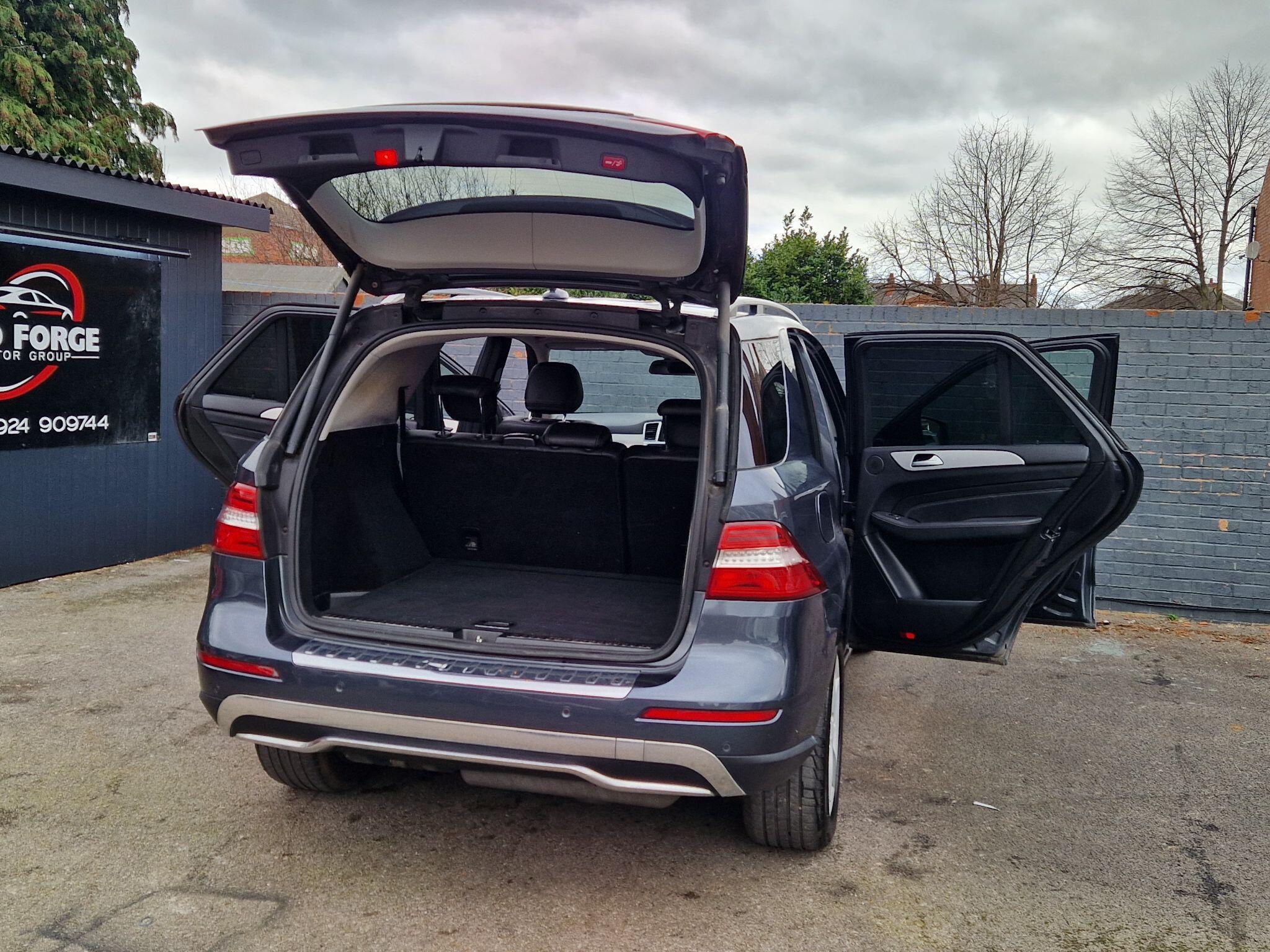 Mercedes M Class - Image 12