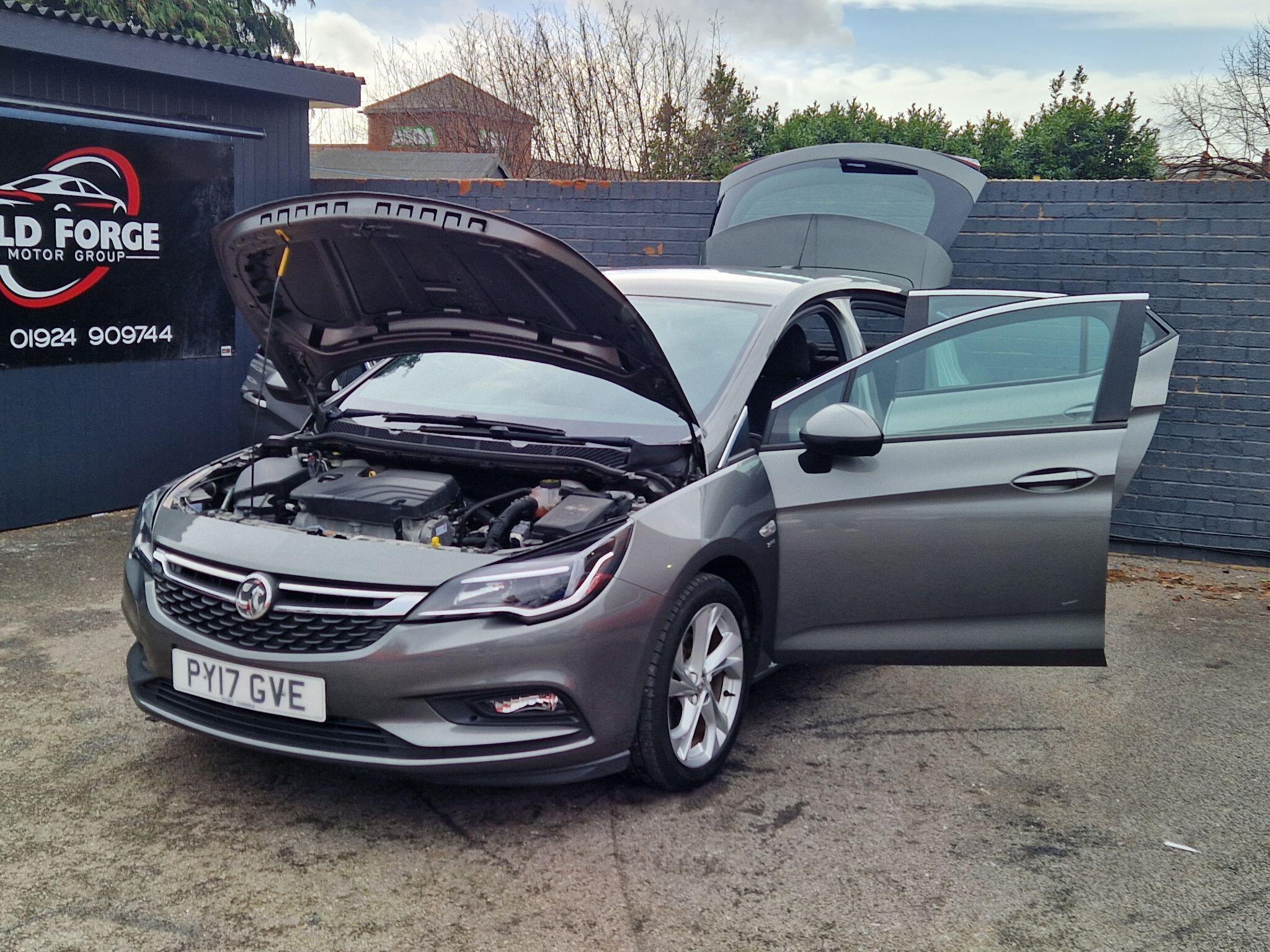 Vauxhall Astra - Image 15