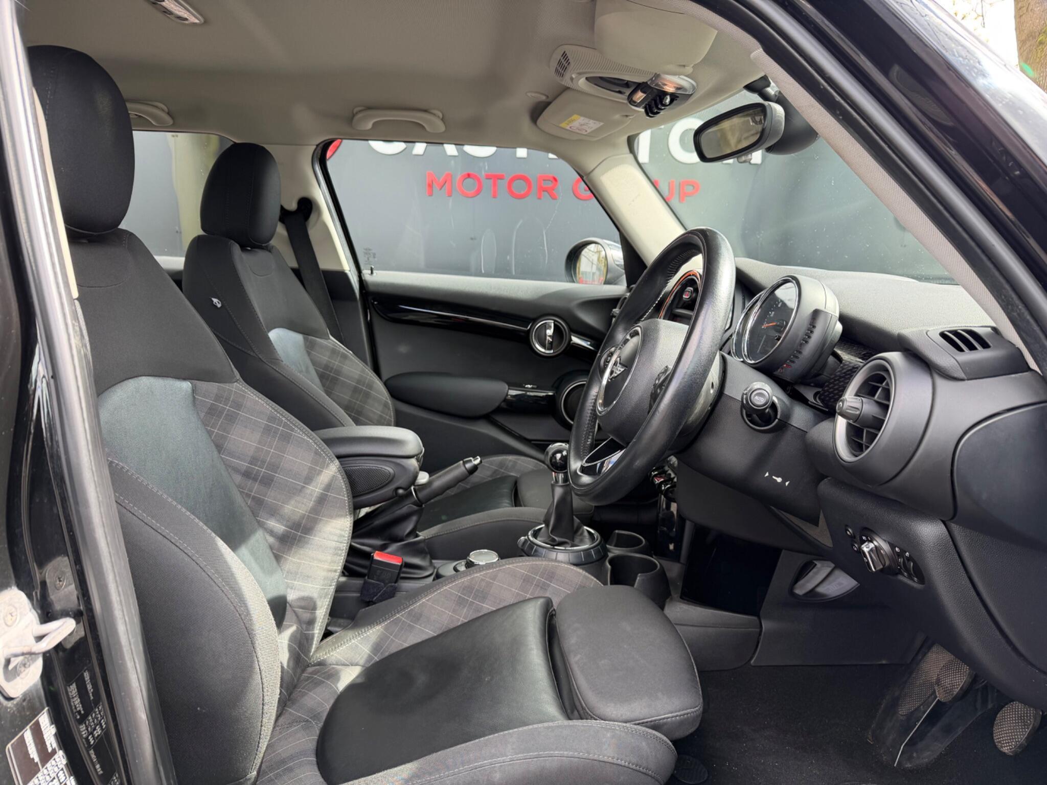 MINI Hatch - Image 22