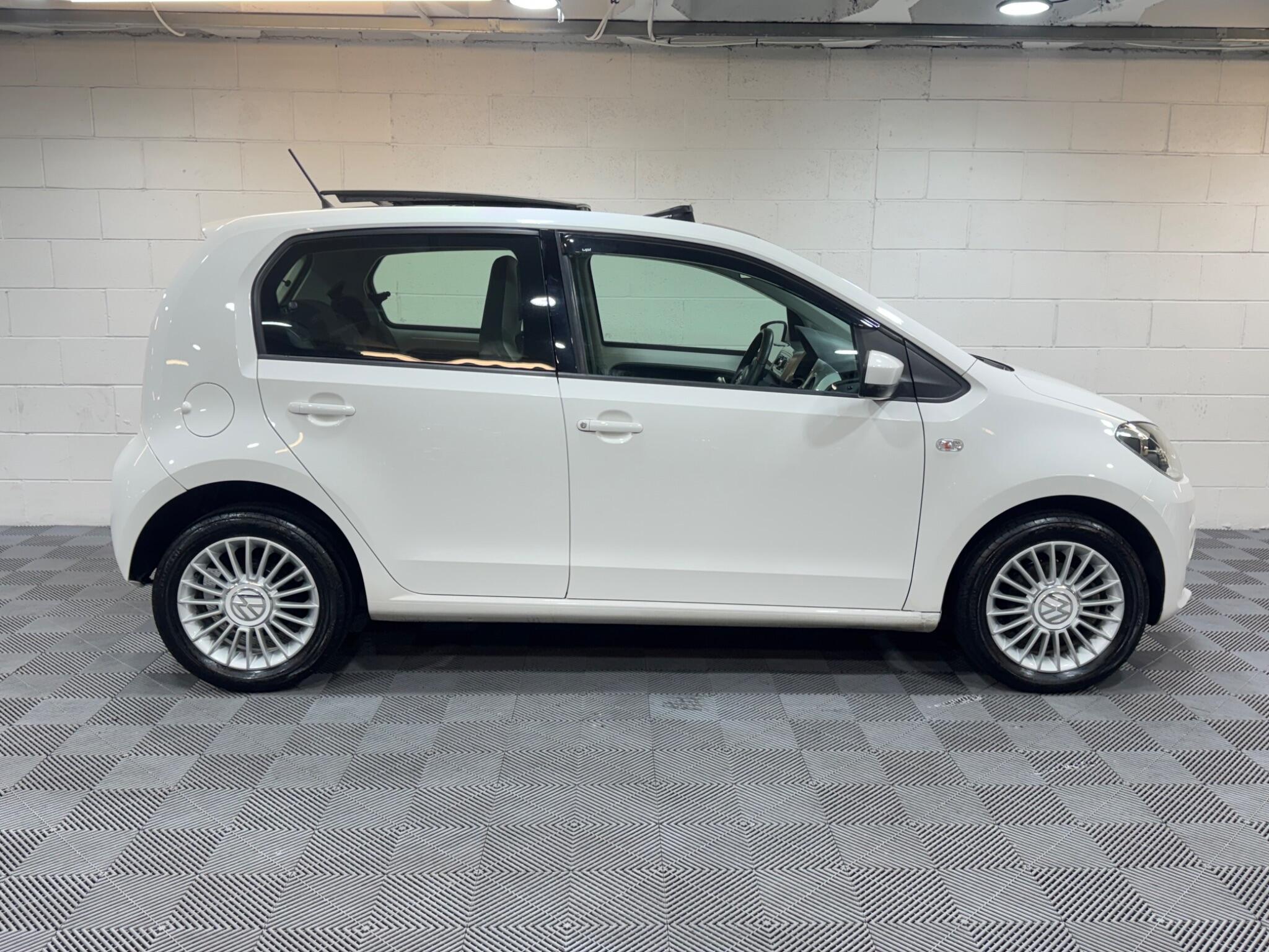 Volkswagen up! - Image 5