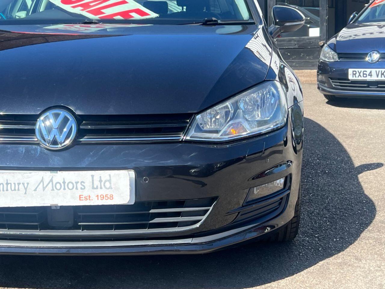 Volkswagen Golf - Image 12
