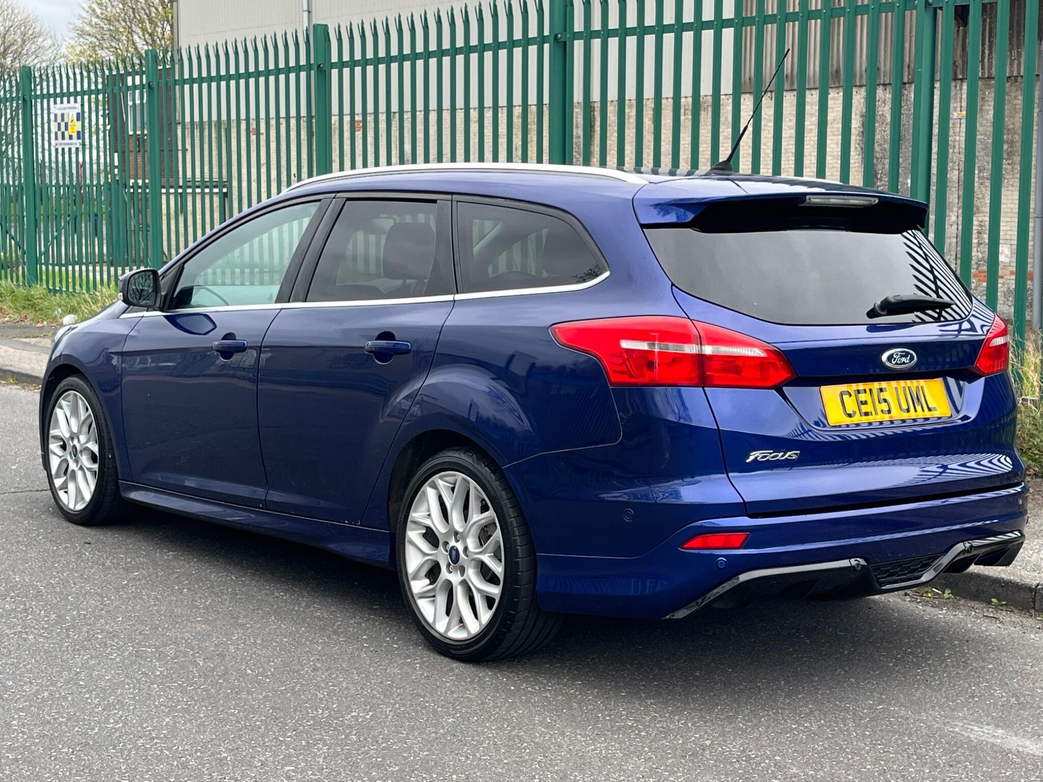 Ford Focus - Image 9