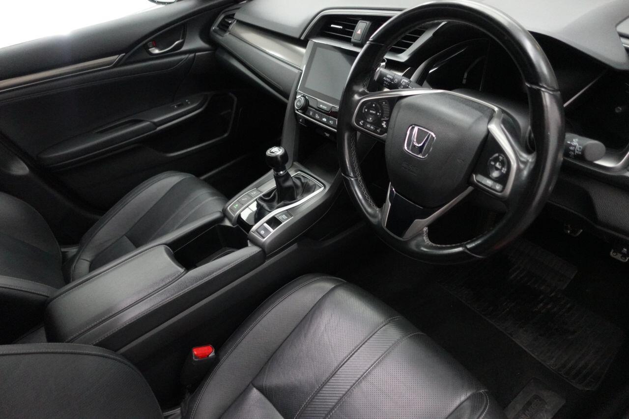 Honda Civic - Image 15