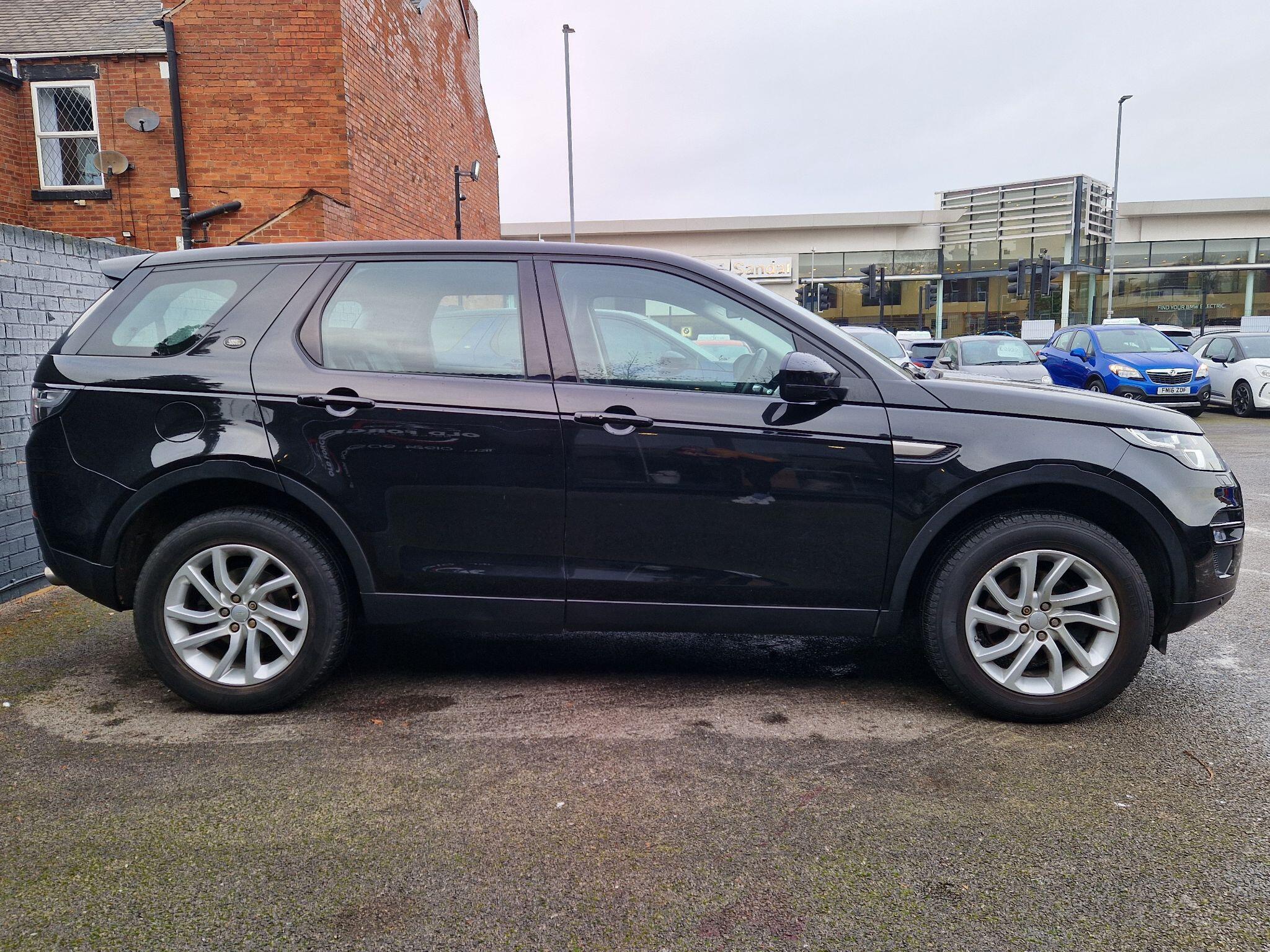 Land Rover DISCOVERY SPORT - Image 7