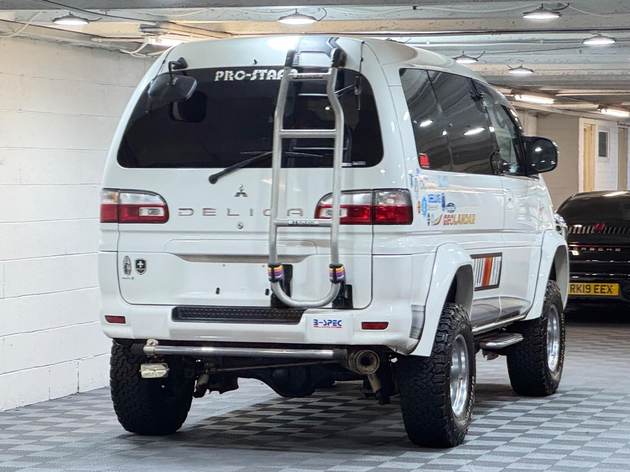 Mitsubishi Delica - Image 4