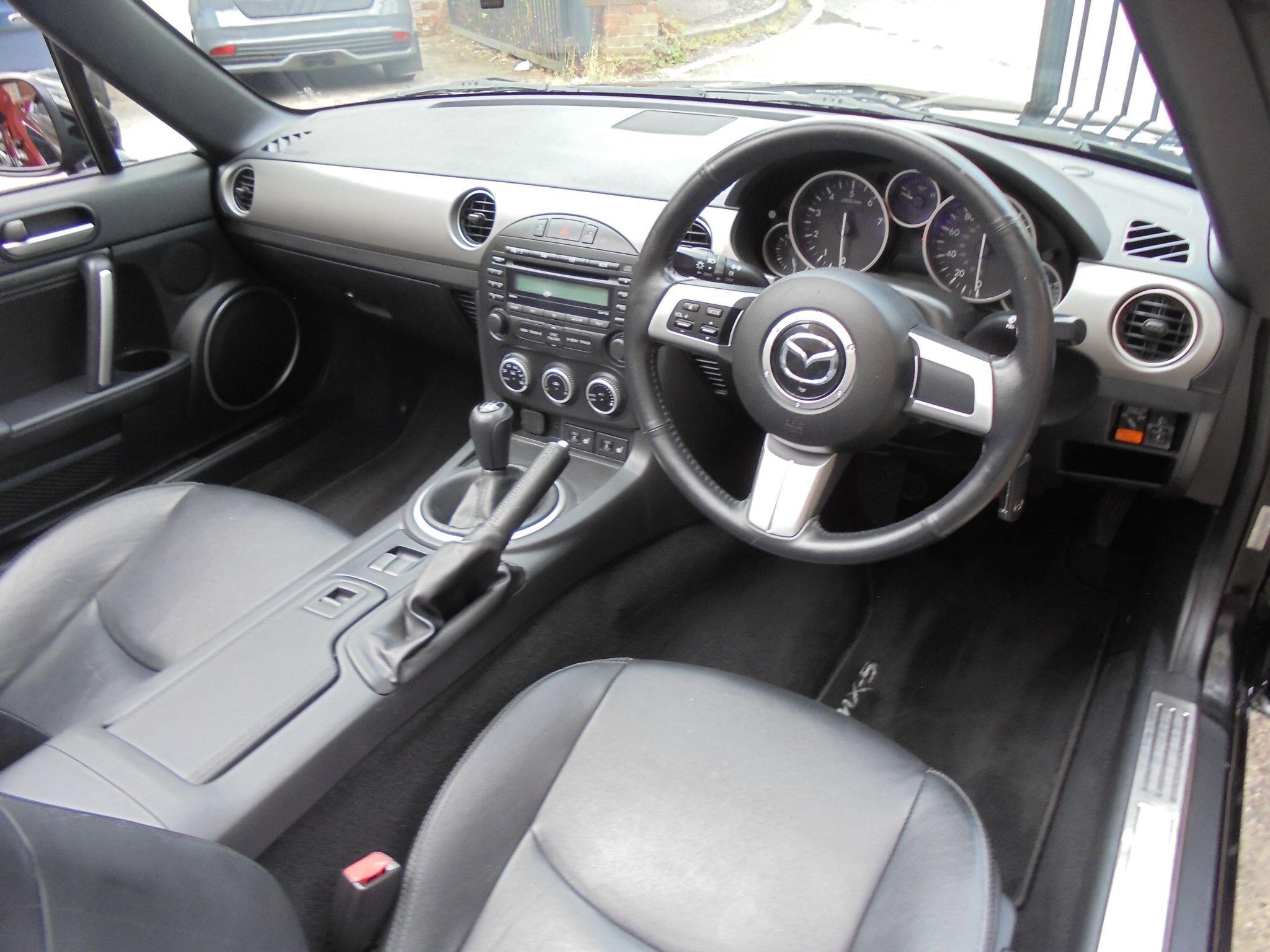 Mazda MX-5 - Image 16