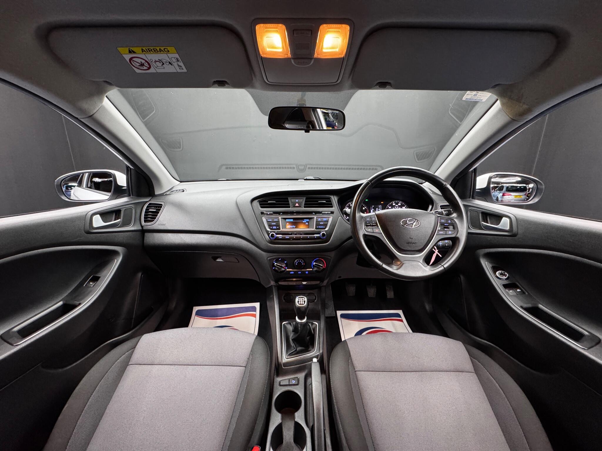 Hyundai i20 - Image 16