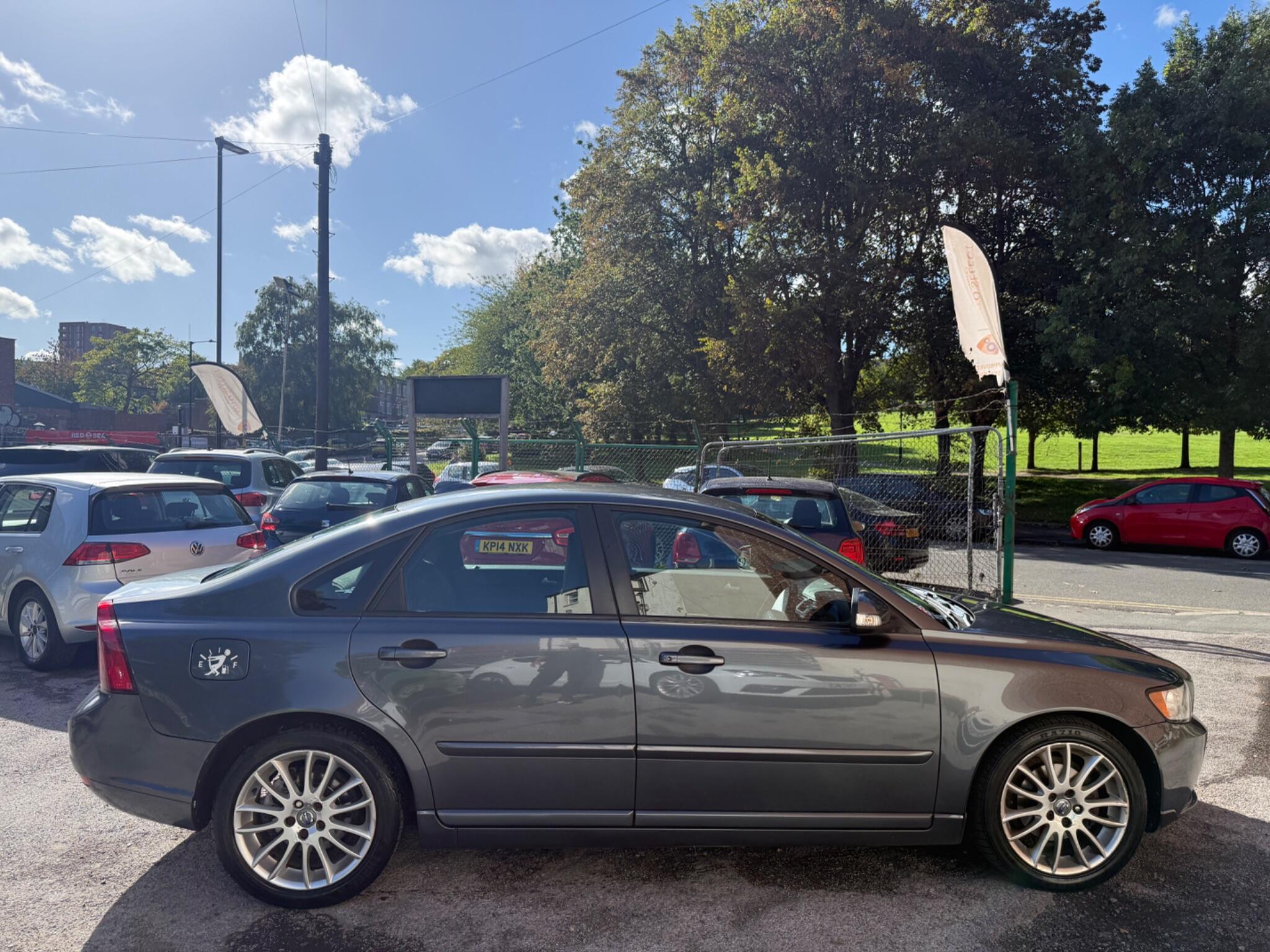 Volvo S40 - Image 8