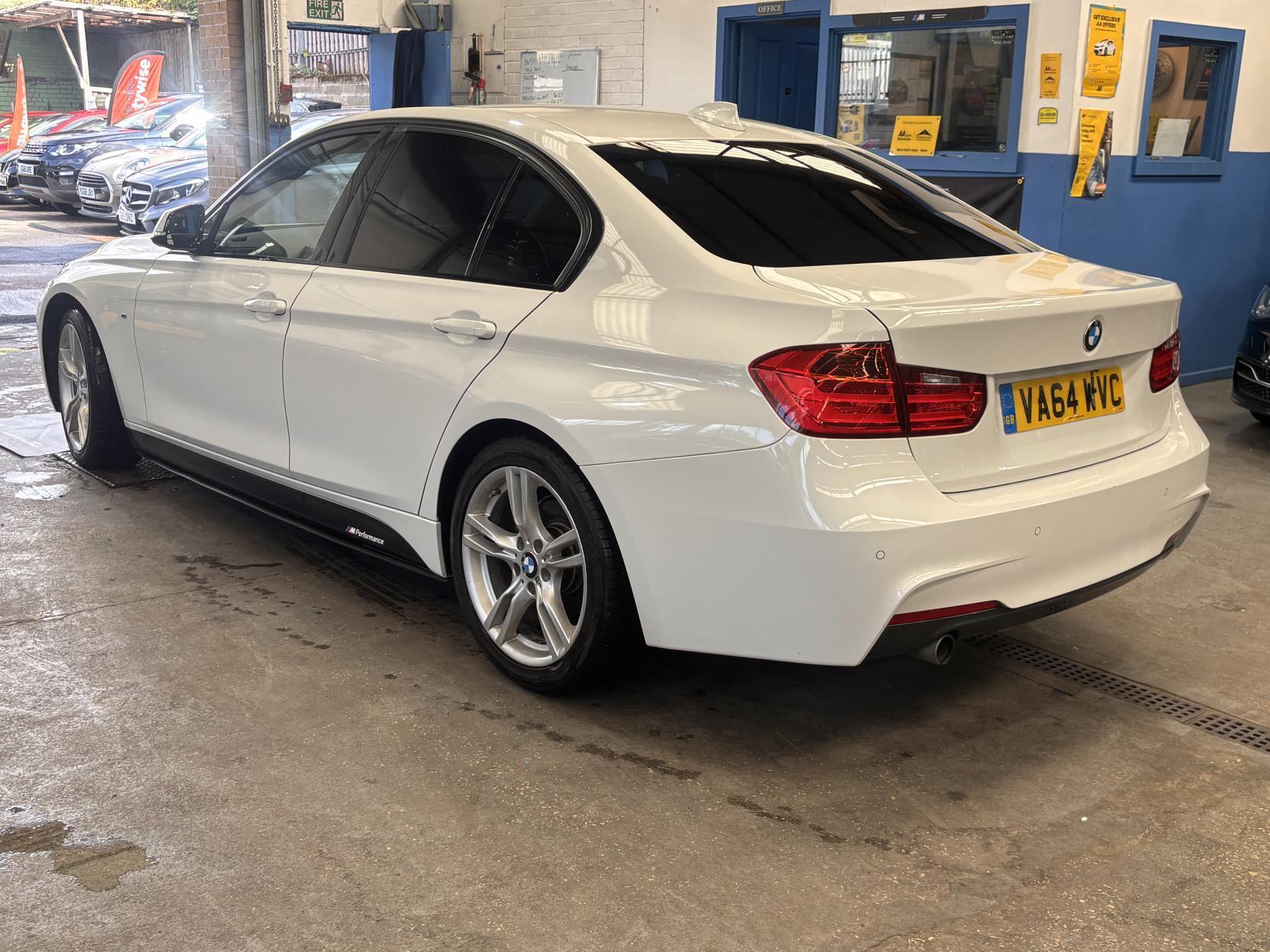 BMW 3 Series - Image 8