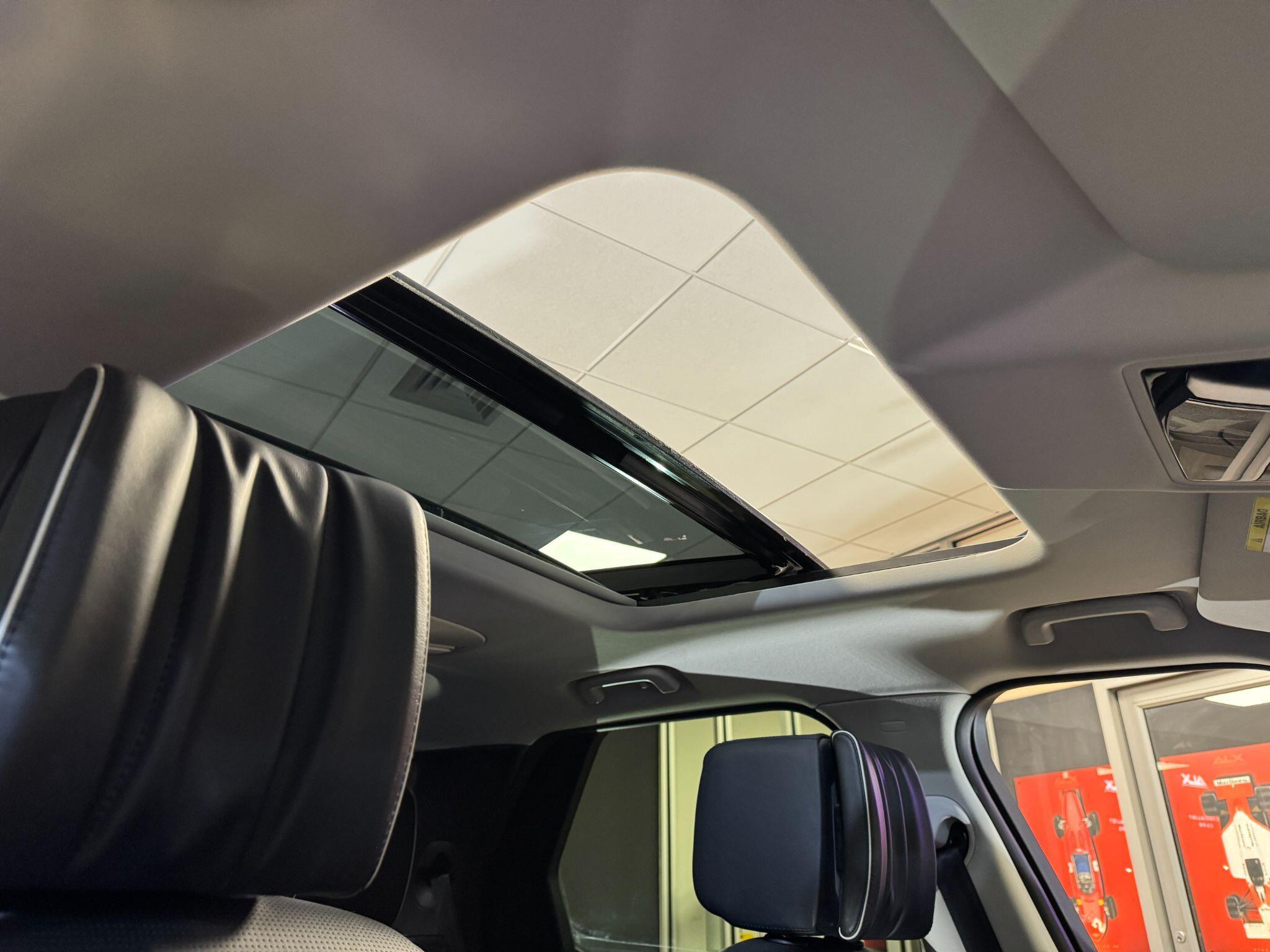 Land Rover Discovery - Image 2