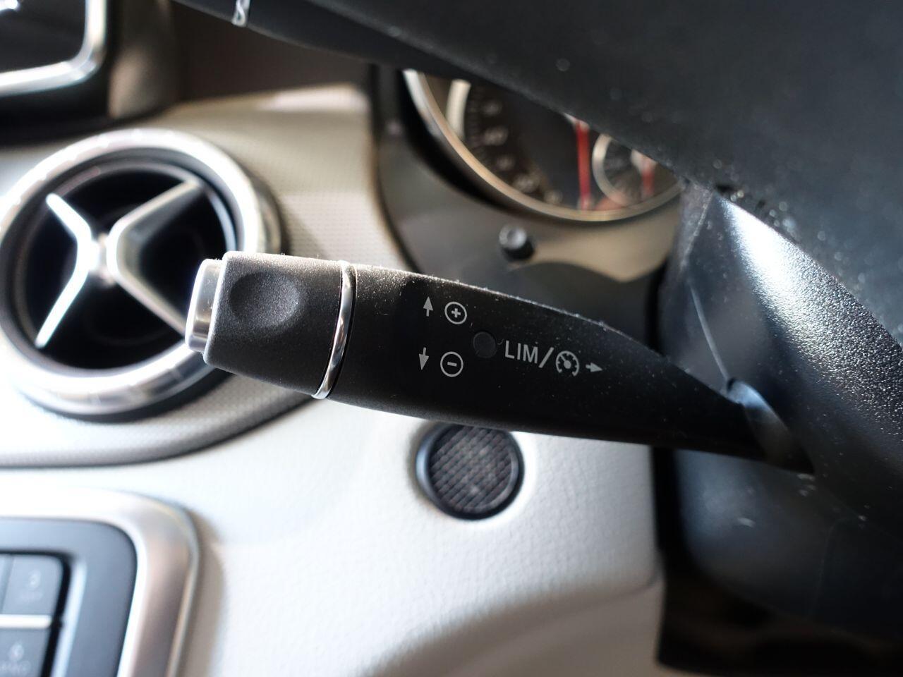 Mercedes CLA - Image 27