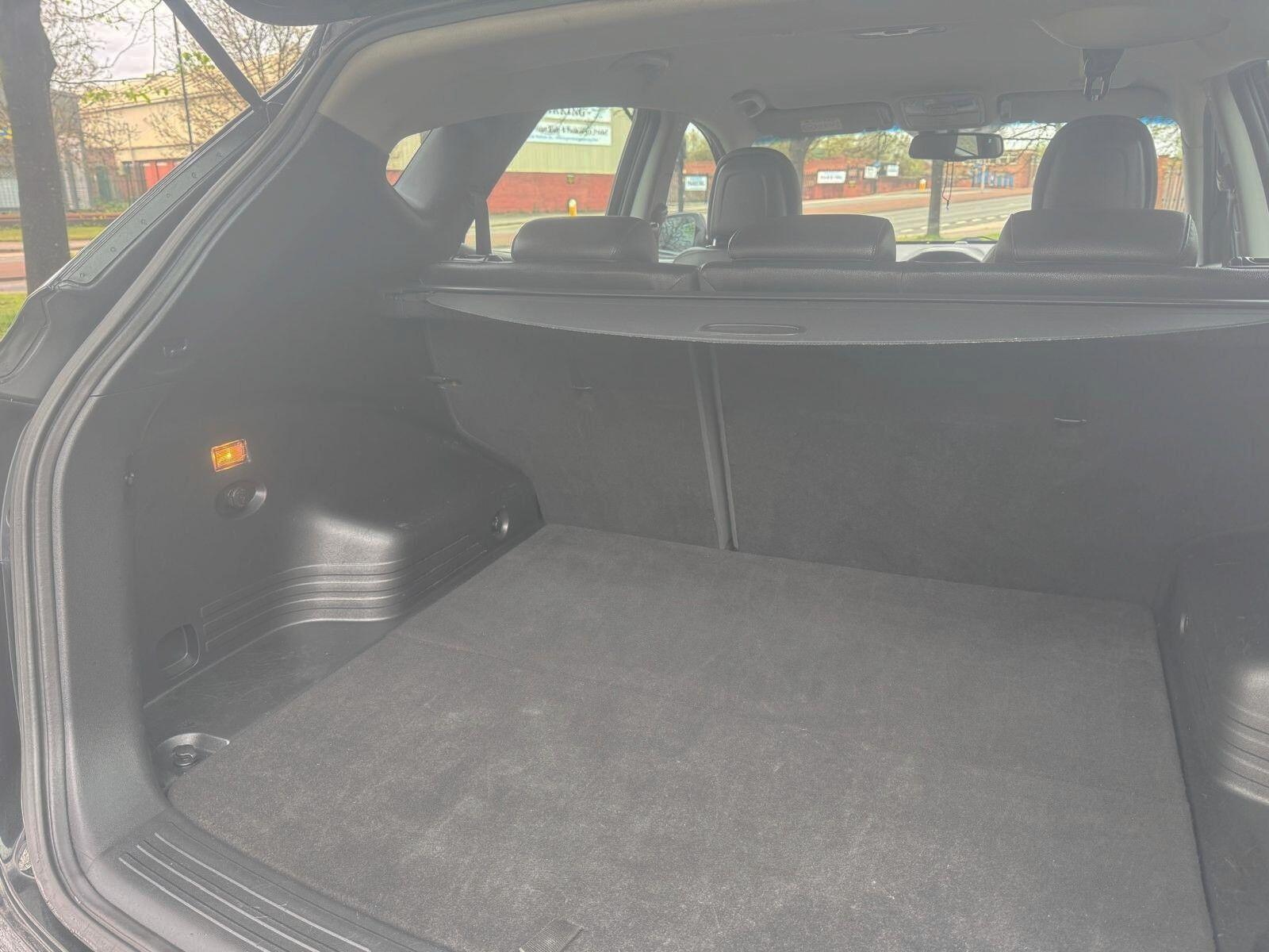 Hyundai ix35 - Image 45