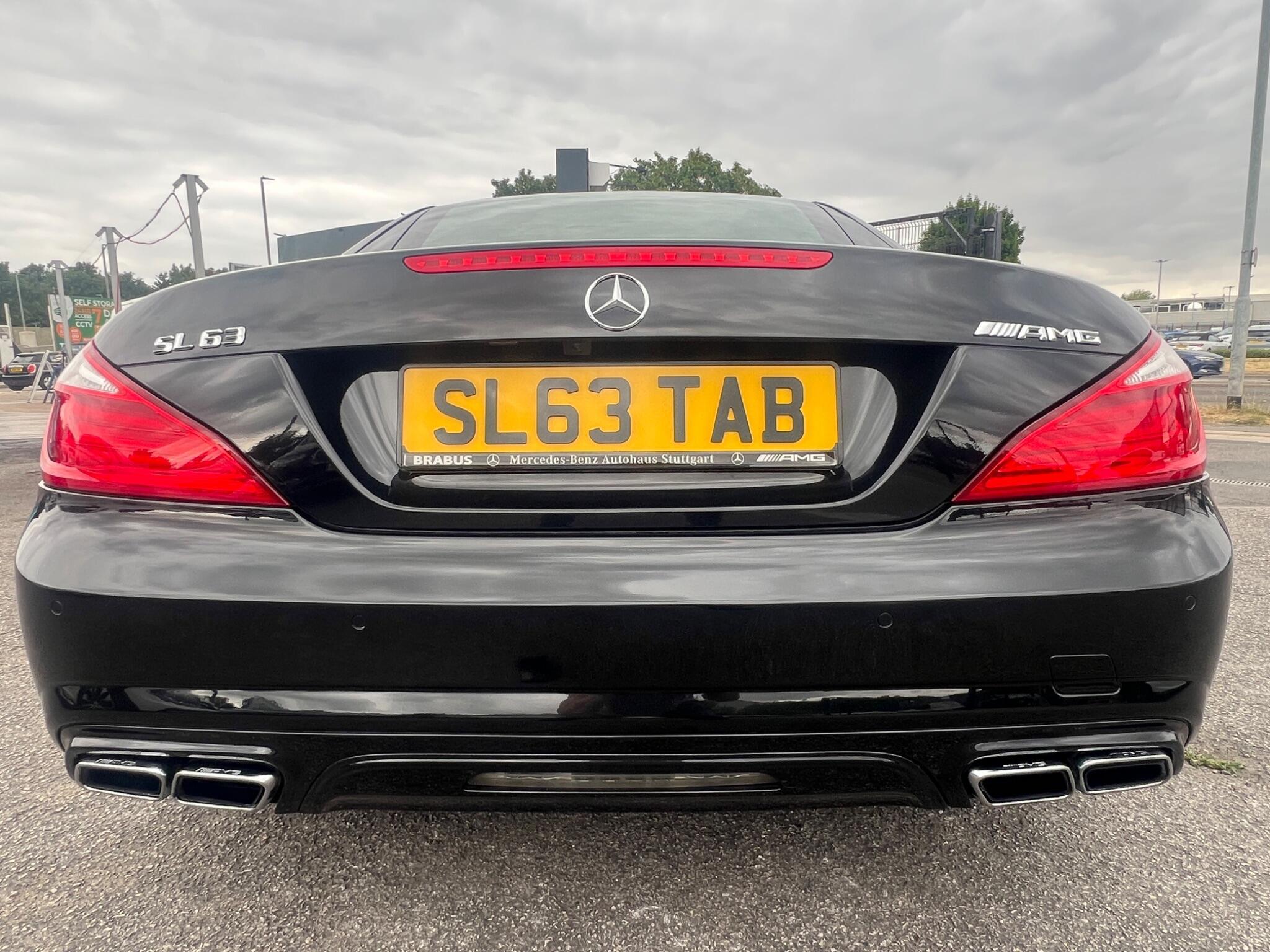 Mercedes SL - Image 12